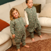 Pijama manta molis&co TOG 2.5 con calcetines bebé Beagle